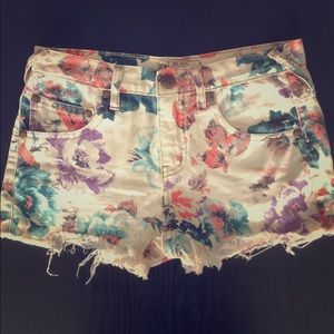 Free People Floral Shorts (25)